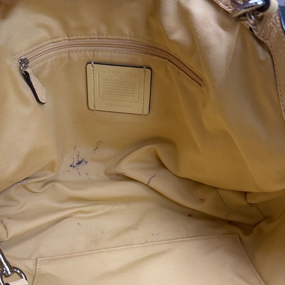 Coach Soft Yellow Leather Shoulder Bag - Picture 6 of 7